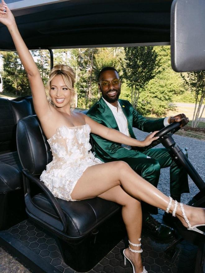 OuXkM, OKmwh, JzK OuXkM, OKmwh, JzK