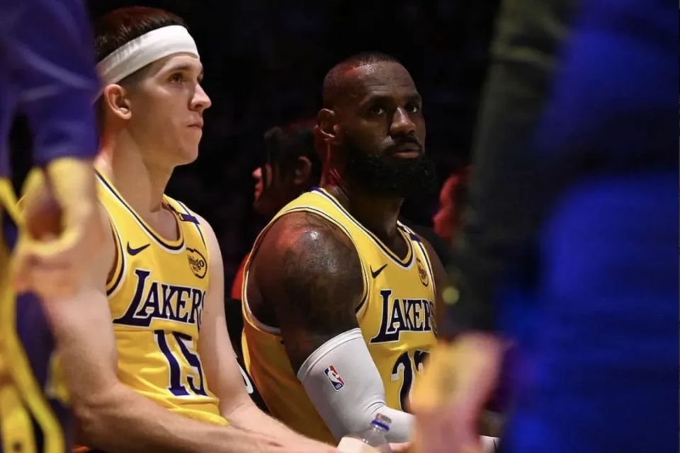 上赛季, 万美元之间