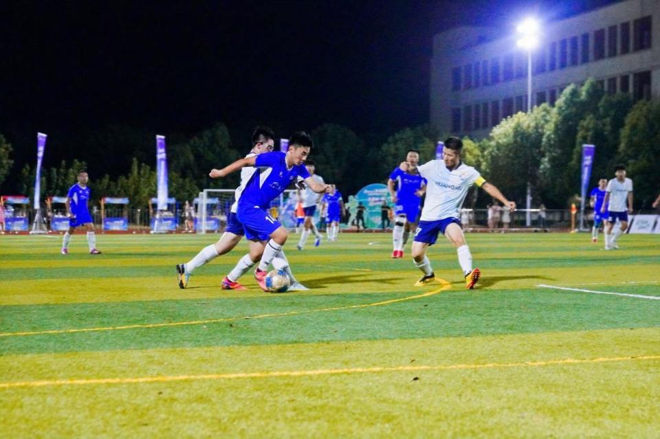 CcqrG, 到观众手中