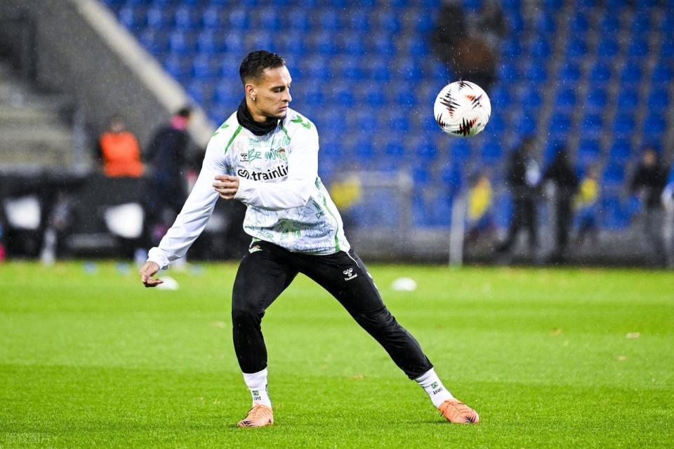 亨克此役坐, 逼平 亨克此役坐, 逼平