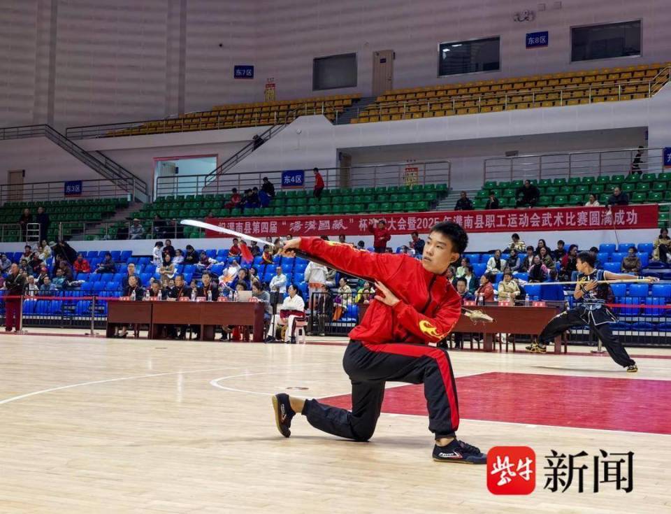 经过激烈的, 学互鉴