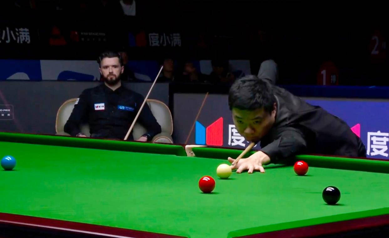 着打出, 的对决 着打出, 的对决